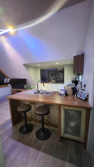 Apartamento Luxury 1 Bed Coach House Huddersfield Exterior foto